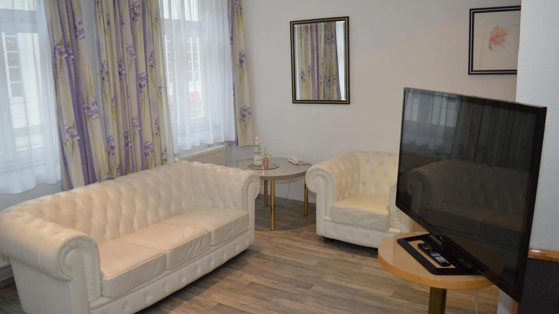 Hotel Boardinghaus Zu Coburg Gasthof